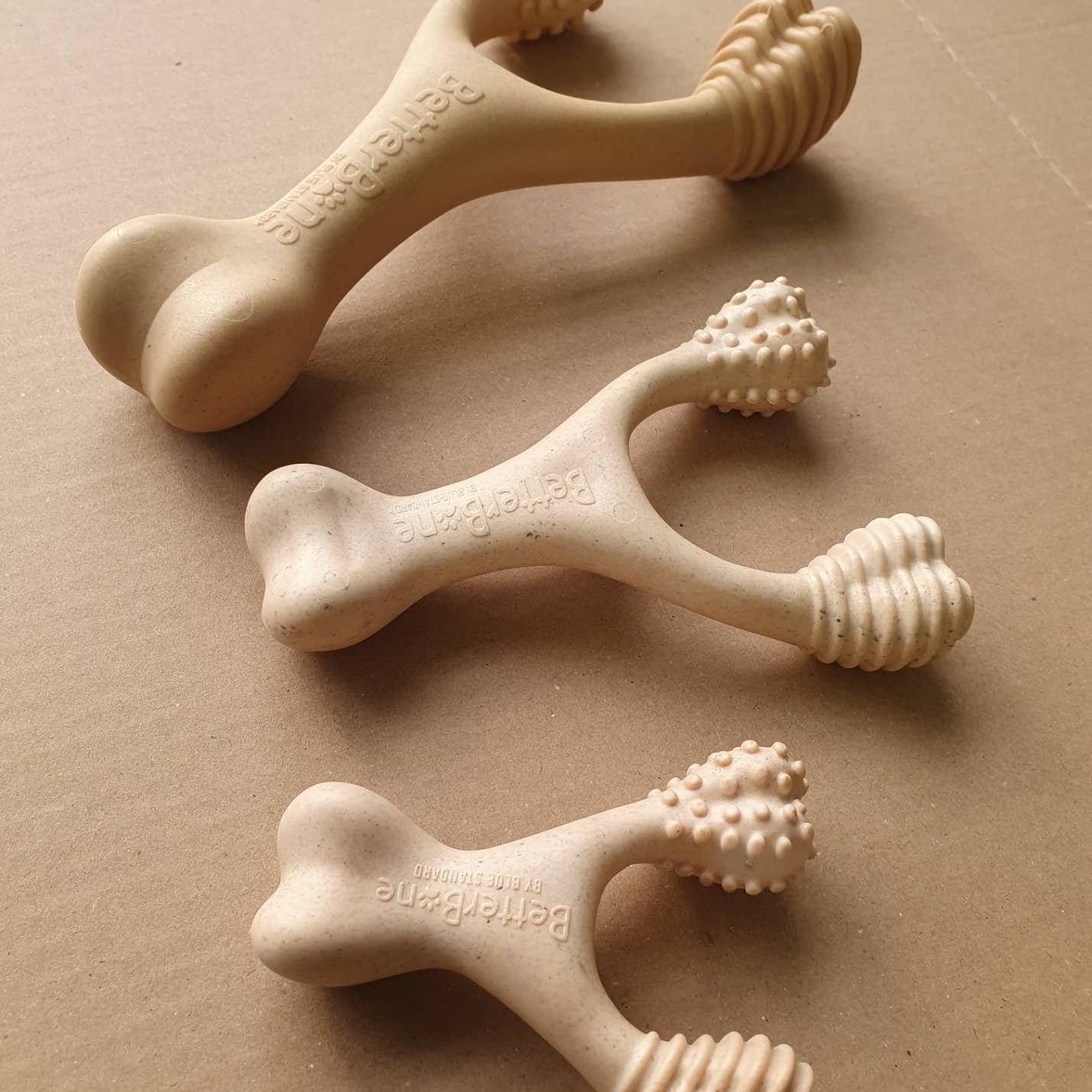 BetterBone MEDIUM dog chew with ridges and nubs for dental support