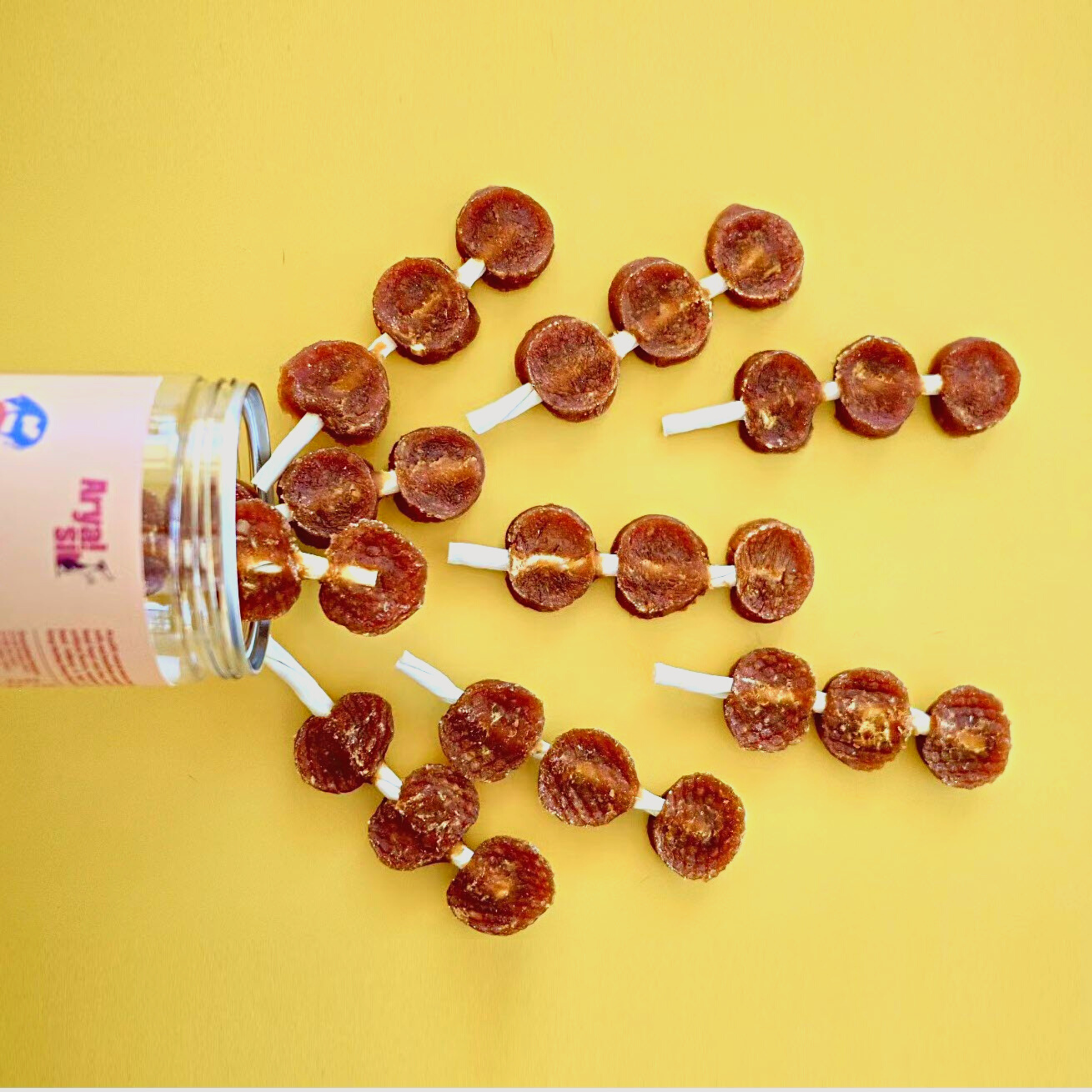 Natural beef lollipop chew treats for dogs with texture for satisfying chewing